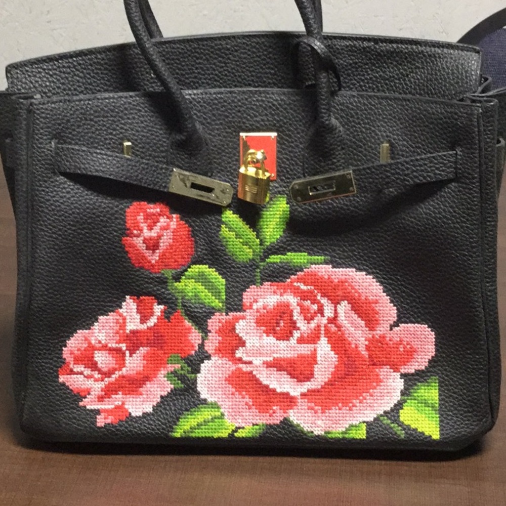 Hand bag